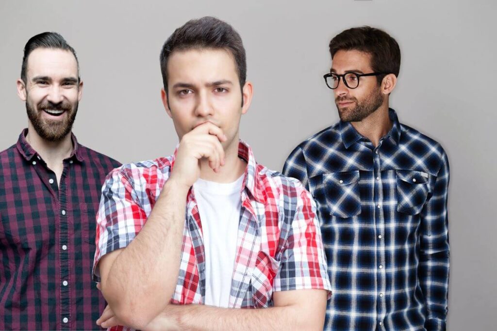 La chemise à carreaux vichy met en valeur trois hommes au style classique et intemporel.