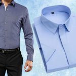 Un homme portant une chemise coupe cintrée ou slim fit