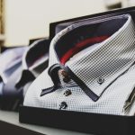 La chemise homme mise en valeur.
