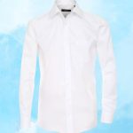 Une chemise blanche à manches longue pour homme.
