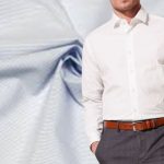 Homme portant une chemise en toile de coton dans un style décontracté