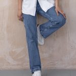 Un look casual-chic avec le jean