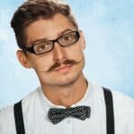 La moustache homme taille avec style