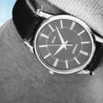 Une montre CASIO vintage portée avec style