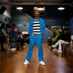 Comment marcher pour un défilé de mode homme ?